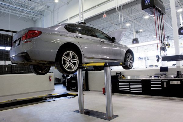 Challenger EV1020 10,000 lb. ALI Certified Inground Car Lift - Image 4