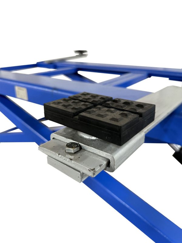 Tuxedo MR6K-48X 6,000 lb Mid-Rise Scissor Lift - Image 4