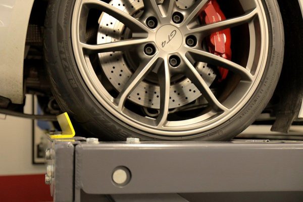Autostacker A6S 6,000-lbs. Capacity Standard Width Parking Lift - Image 5