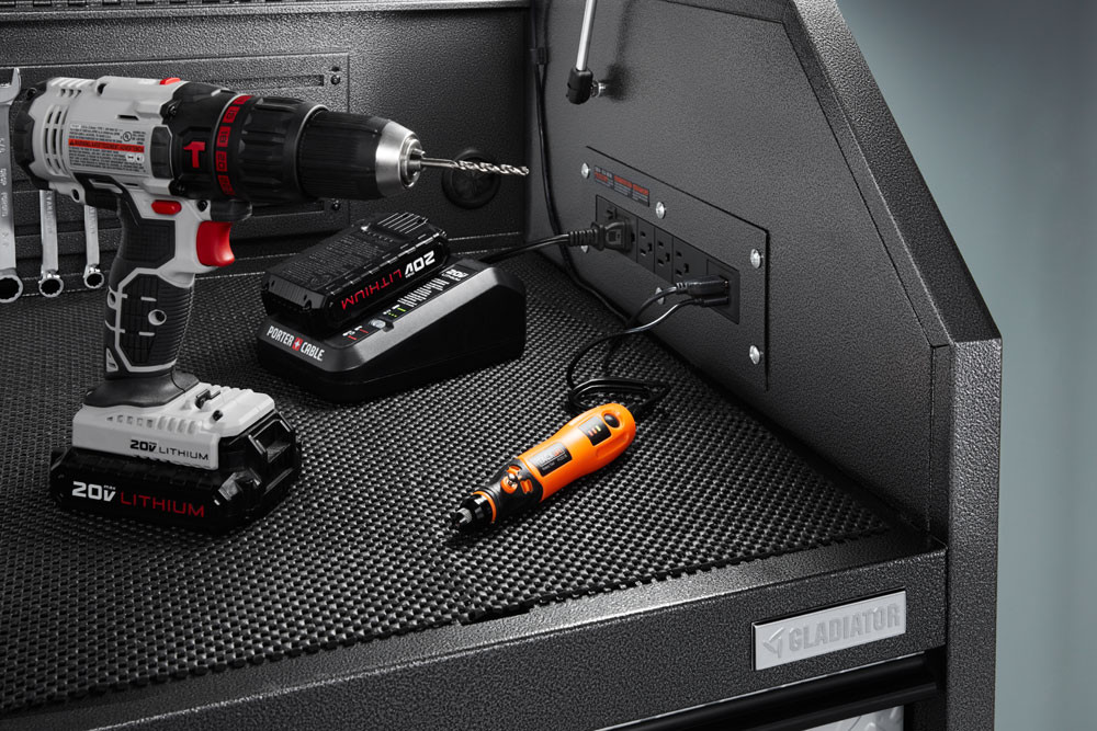 Gladiator 15 Drawer Mobile Tool Chest Combo 7 Gladiator 15 Drawer Mobile Tool Chest Combo - Image 7